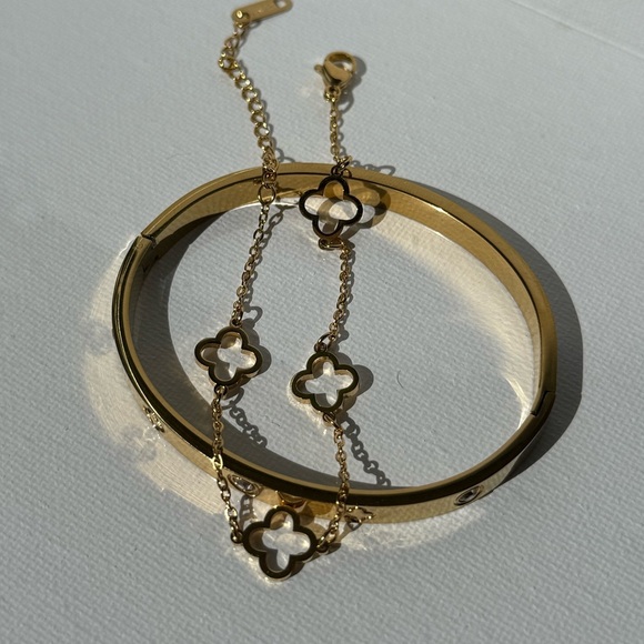 2PCS Gold Clover Stainless Steel Bracelet Set - Picture 16 of 16